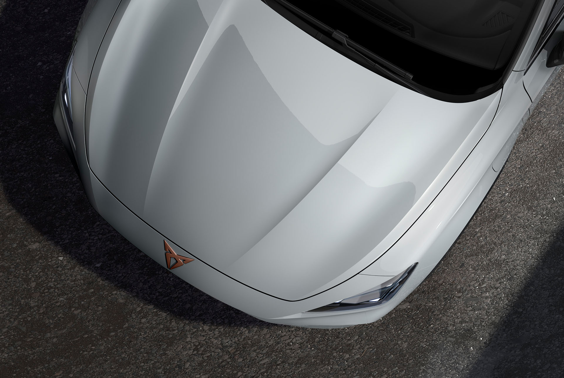 Bird’s eye view of glacial white new CUPRA Formentor.